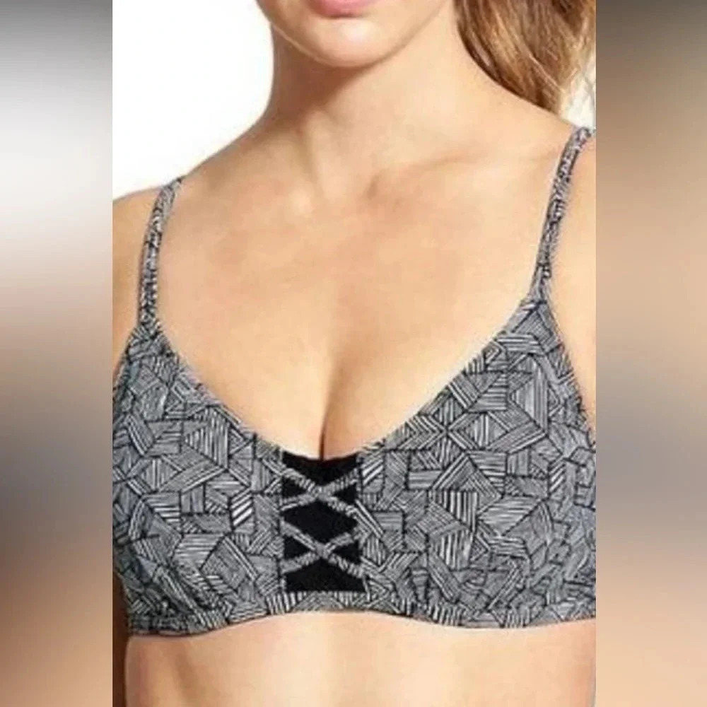 NWT Athleta Sports  Bikini Top Bra Black And White Size 38 B/C